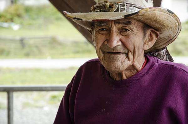 The musician Bernard Dick, 98 years old native guitarist bluewsman, indian reserve, British Columbia, Canada